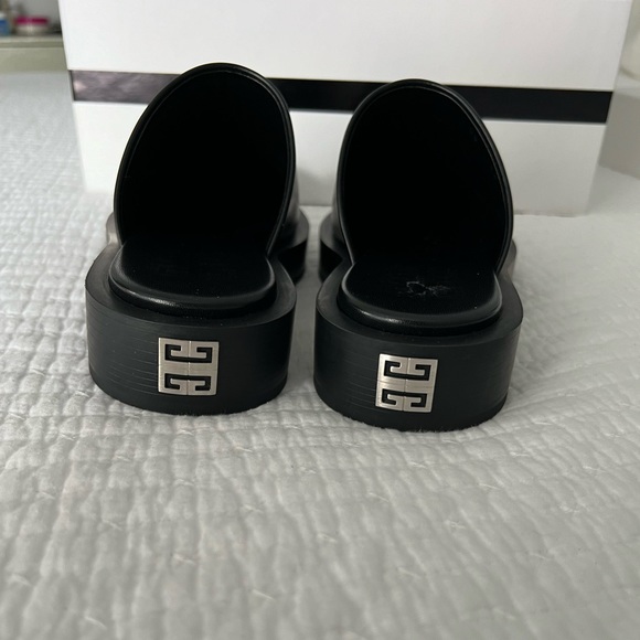 Givenchy 4G Plaque Square-Toe Mules, NWT and box - Picture 3 of 8